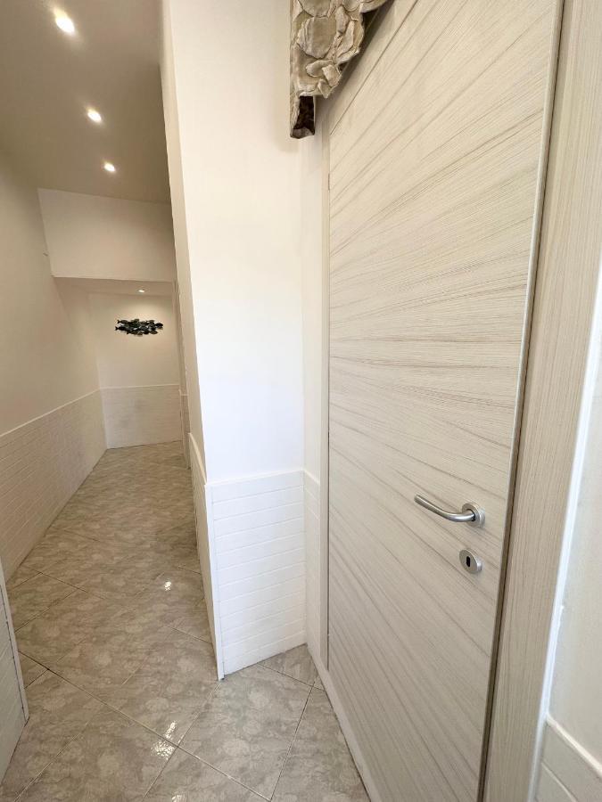 Airport Seaview Rooms نابولي المظهر الخارجي الصورة