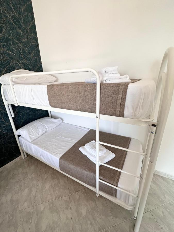 Airport Seaview Rooms نابولي المظهر الخارجي الصورة